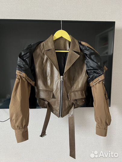 Ветровка и жилетка