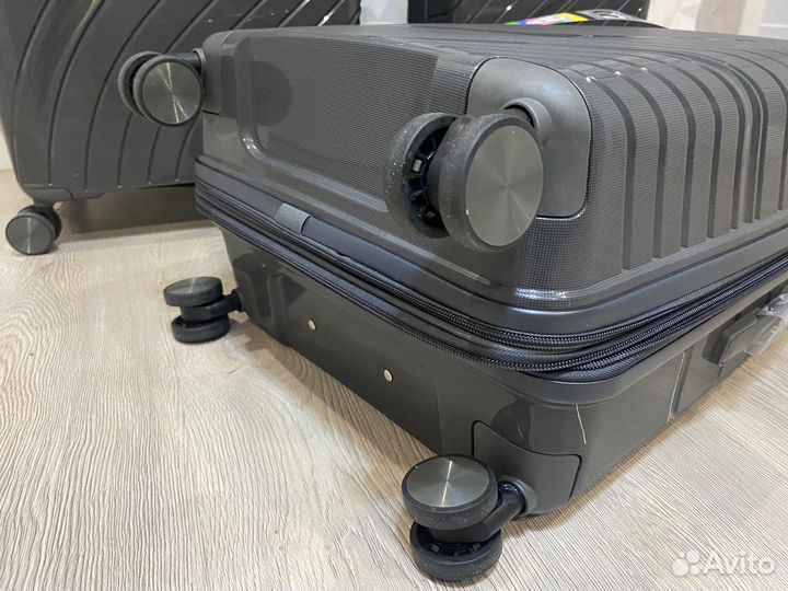 Чемодан из полипропилена