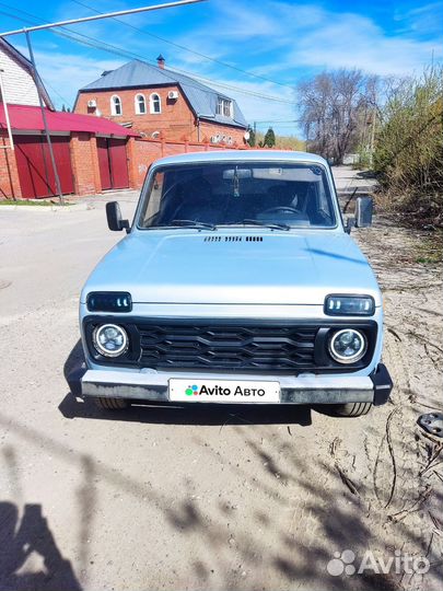 LADA 4x4 (Нива) 1.7 МТ, 2004, 135 000 км