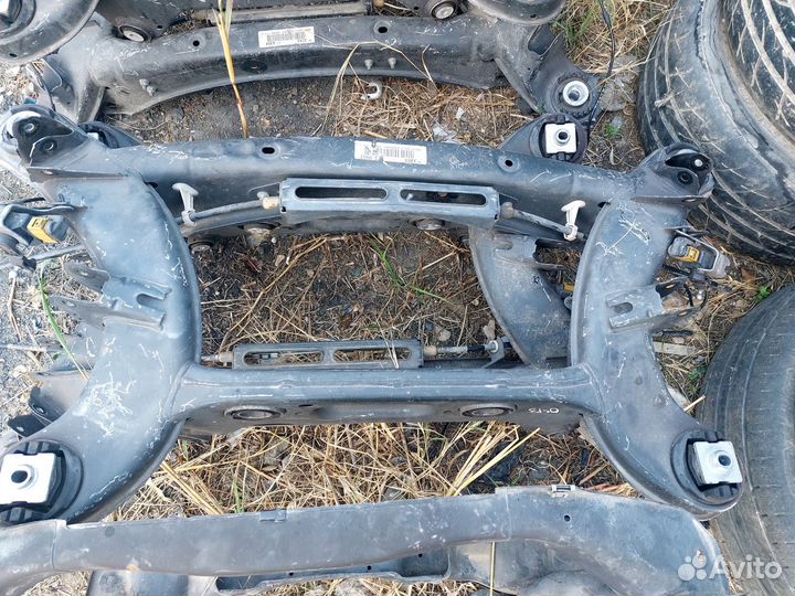 Задняя балка