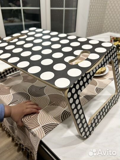 Столик IKEA