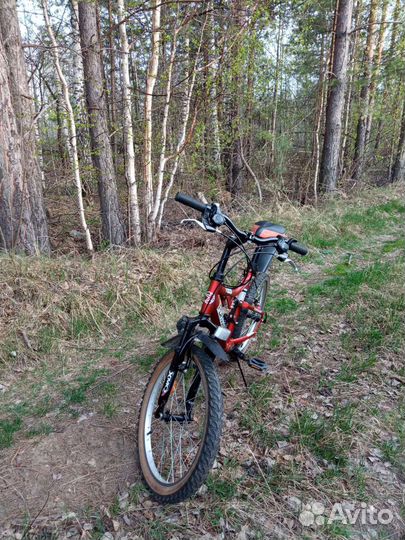 Велосипед двухподвесный Forward Lyons