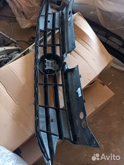 Решетка радиатора Volkswagen Tiguan 2 рестайлинг 2