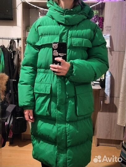 Пуховик зелёный женский
