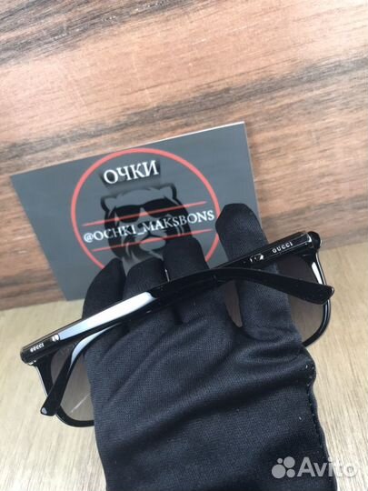 Очки Gucci с градиентом