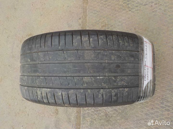 Pirelli P Zero 315/35 R21