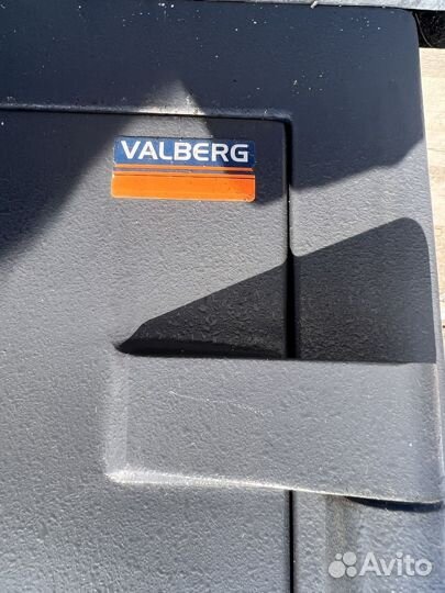 Сейф металлический valberg