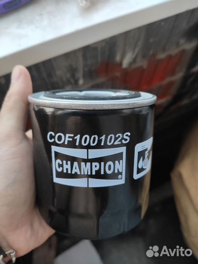Масляный фильтр, новый champion COF100102S