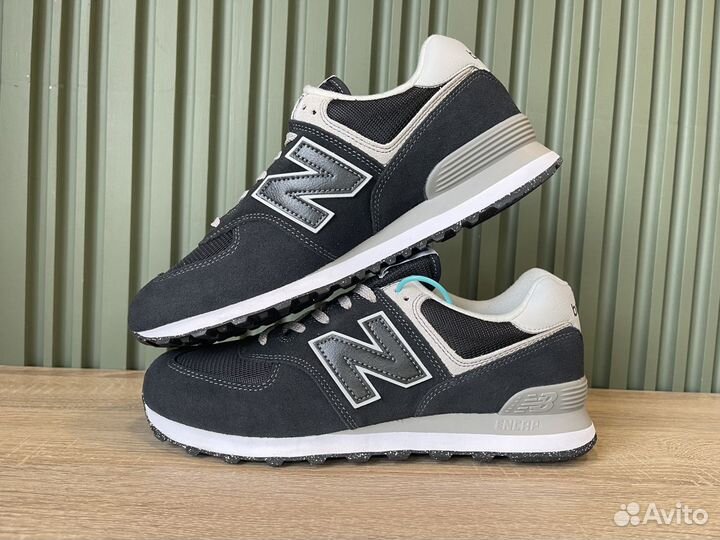 New balance 574 black