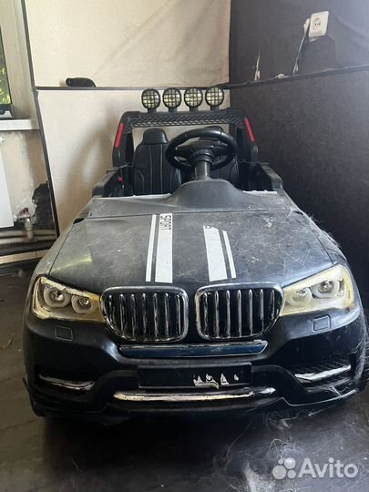 Детский автомобиль на аккумуляторе