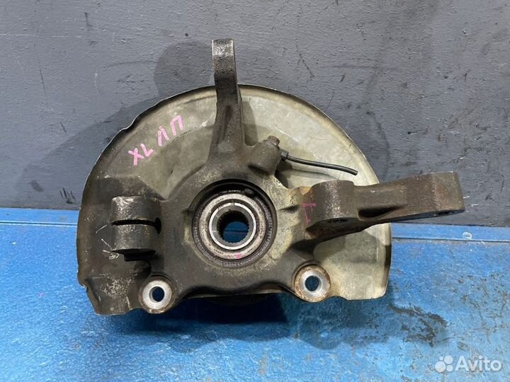 Ступица передняя левая Mitsubishi Outlander Xl CW