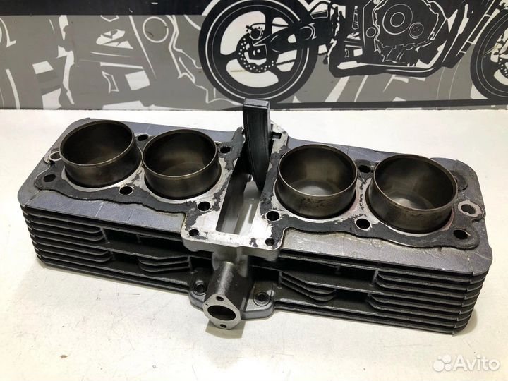 Блок цилиндров Kawasaki ZR 400-C Zephyr 1990г