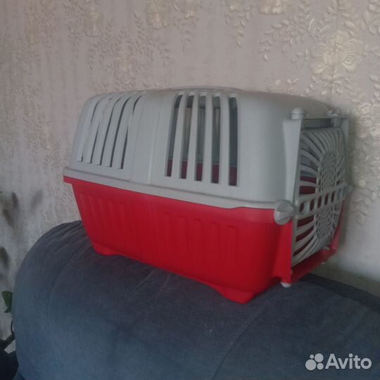 Переноска для кошек пластиковая