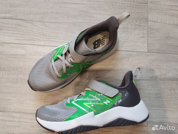 Нью баланс 24,5 см