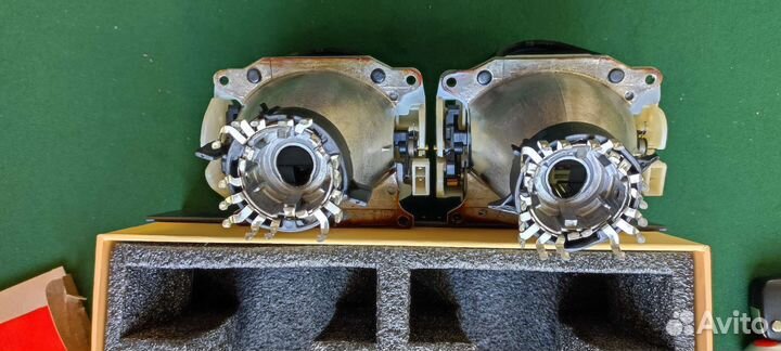 Линзы штатные фар audi Q5