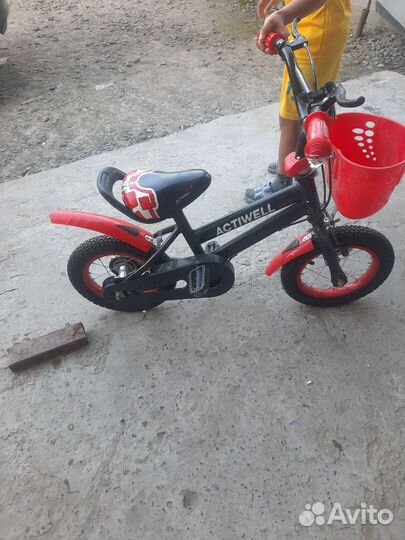 Детский велосипед
