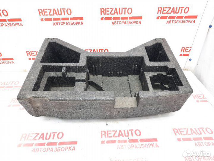 Ящик для инструментов в багажник Skoda Octavia A4