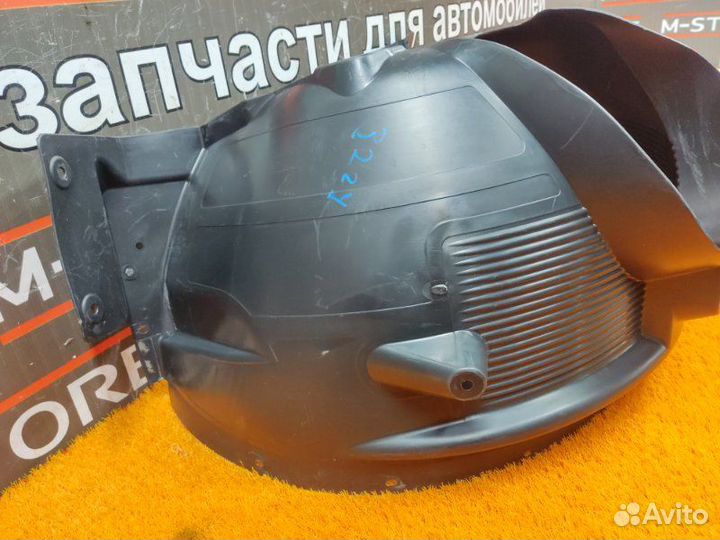 Подкрылок передний правый Bmw X3 E83 N52B25A 2010