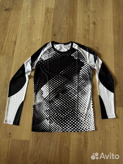 Костюм спортивный новый