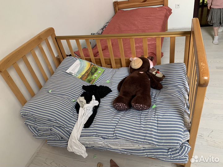 Детская кроватка