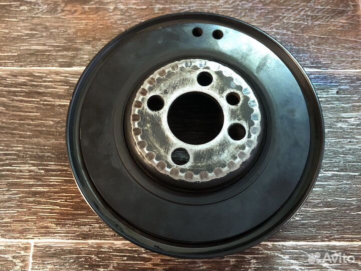 Шкиф коленвала audi a6 с4