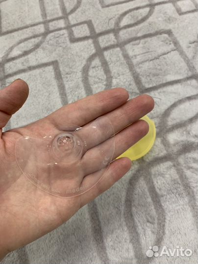 Накладки на грудь medela