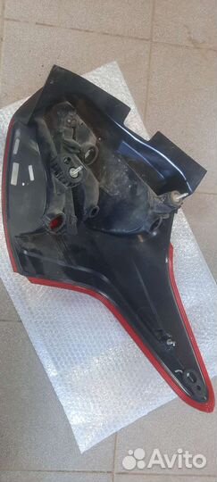 Задний левый фонарь ford focus 3 хэтчбек