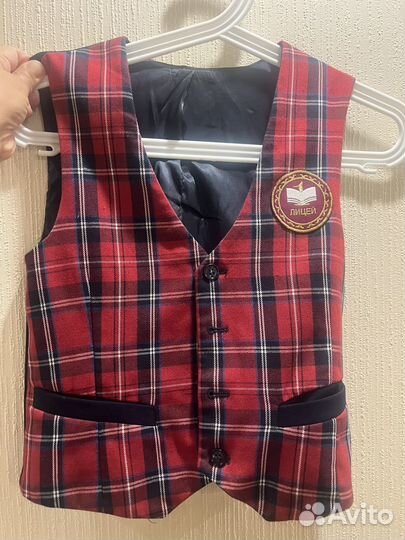 Жилетка для мальчика школьная 128 134