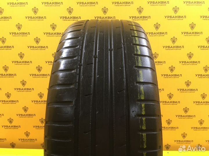 Nokian Tyres Hakka Blue 2 215/55 R17 98W