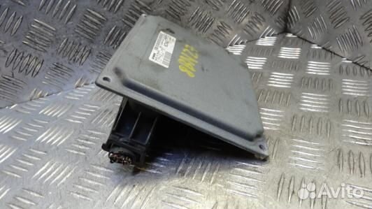 Блок управления двигателем ford focus 2 (8BN27PF01