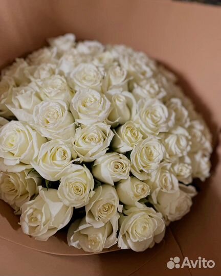 Белые розы с доставкой