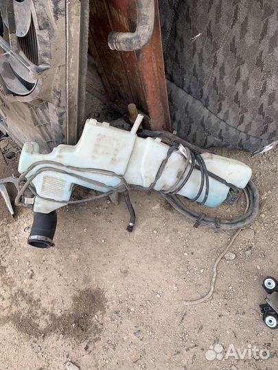 Бочек омывателя ford focus 2