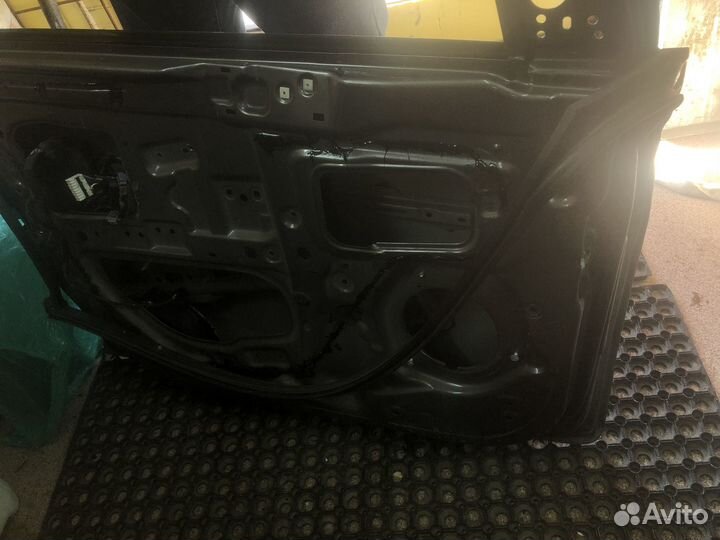 Дверь на hyundai solaris 1