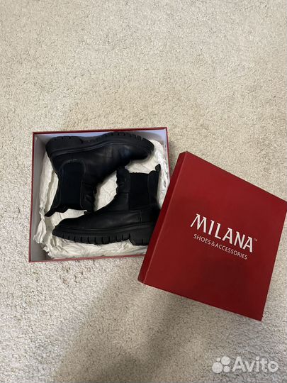 Ботинки женские черные