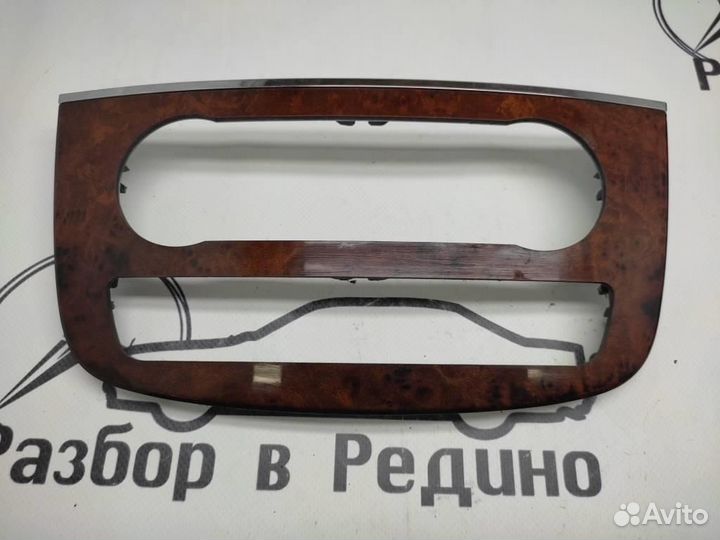 Накладка блока климата w251 R-class 272.967 03