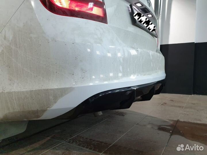 Диффузор на Skoda Rapid абс пластик