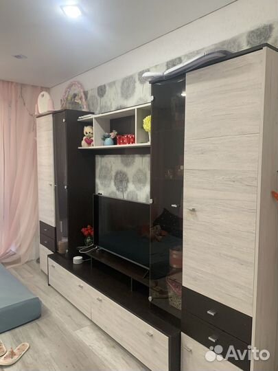 Стенка в гостиную