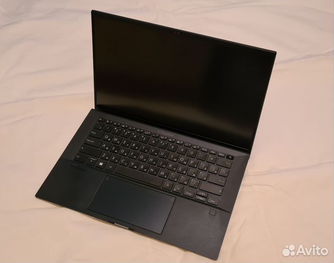 Ноутбук Asus ExpertBook B9400CEA