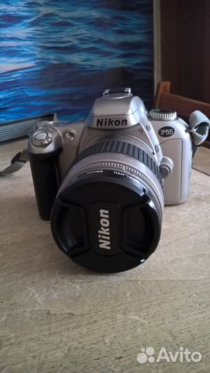 Зеркальный плёночный фотоаппарат 