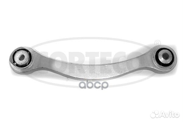 Рычаг подвески прав передн верхн задней оси MER