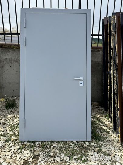 Дверь входная бу