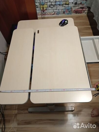 Растущий стол парта