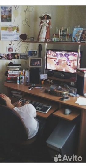 Компьютерный стол