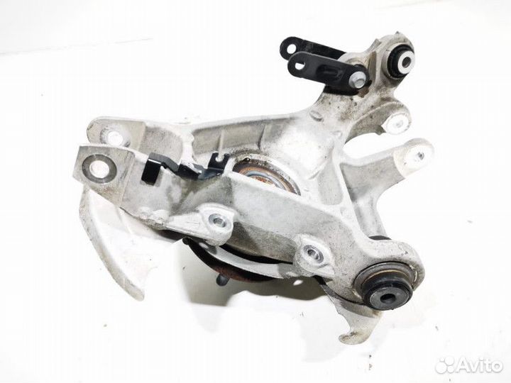 Кулак задний левый Land Rover Range Rover 4 рест