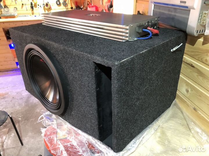 Сабвуфер в сборе