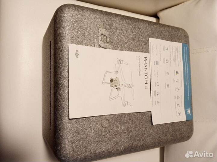 Квадрокоптер phantom 4, две батареи