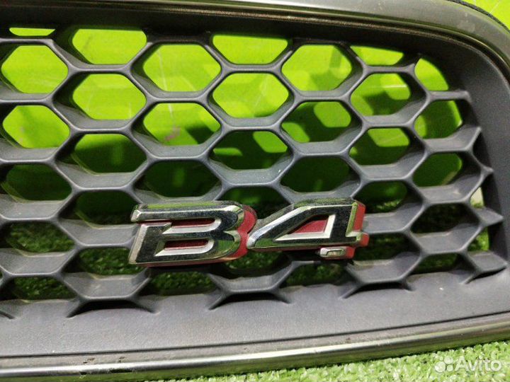 Решетка радиатора subaru legacy BE5 EJ202 2002