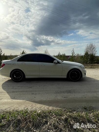 Mercedes-Benz C-класс 1.8 AT, 2011, 196 000 км