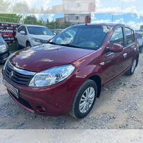 Renault Sandero 1.6 MT, 2014, 110 337 км, с пробегом, цена 718 000 руб.