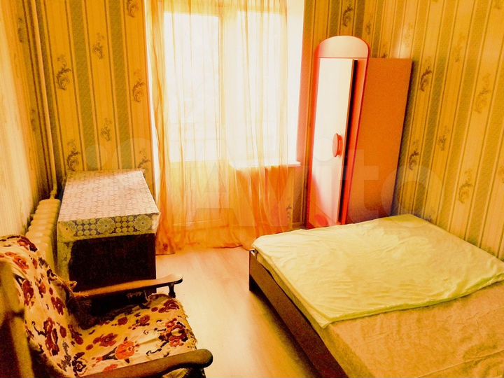 Комната 10 м² в 3-к., 1/9 эт.